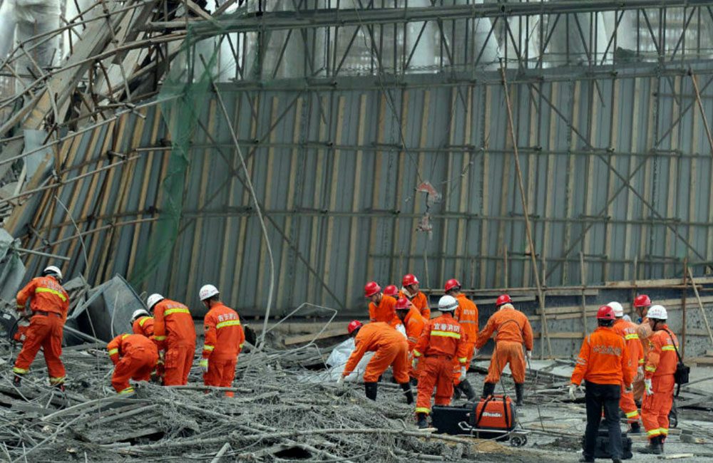 Fengcheng Power Station Collapse. China @arabtoday / Pinterest.com