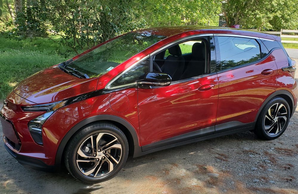 2022 Chevrolet Bolt EV @The_Electro_Fox / Twitter.com