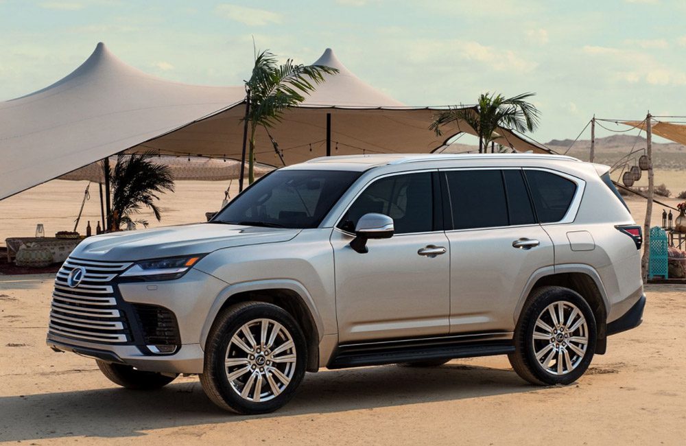 Lexus LX @CARandDRIVER / Twitter.com