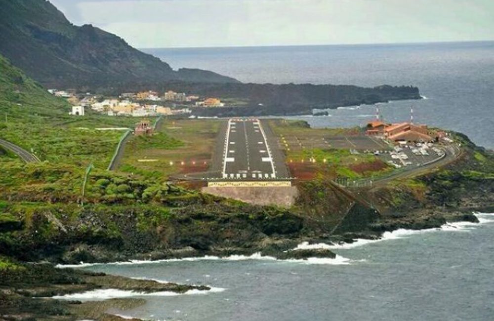 El Hierro Airport - Tenerife, Spain @bola101 / Pinterest.com