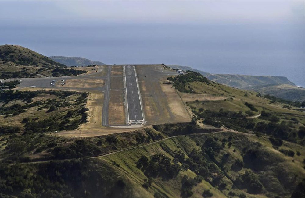 Catalina Airport - California, USA @rinaldop / Pinterest.com