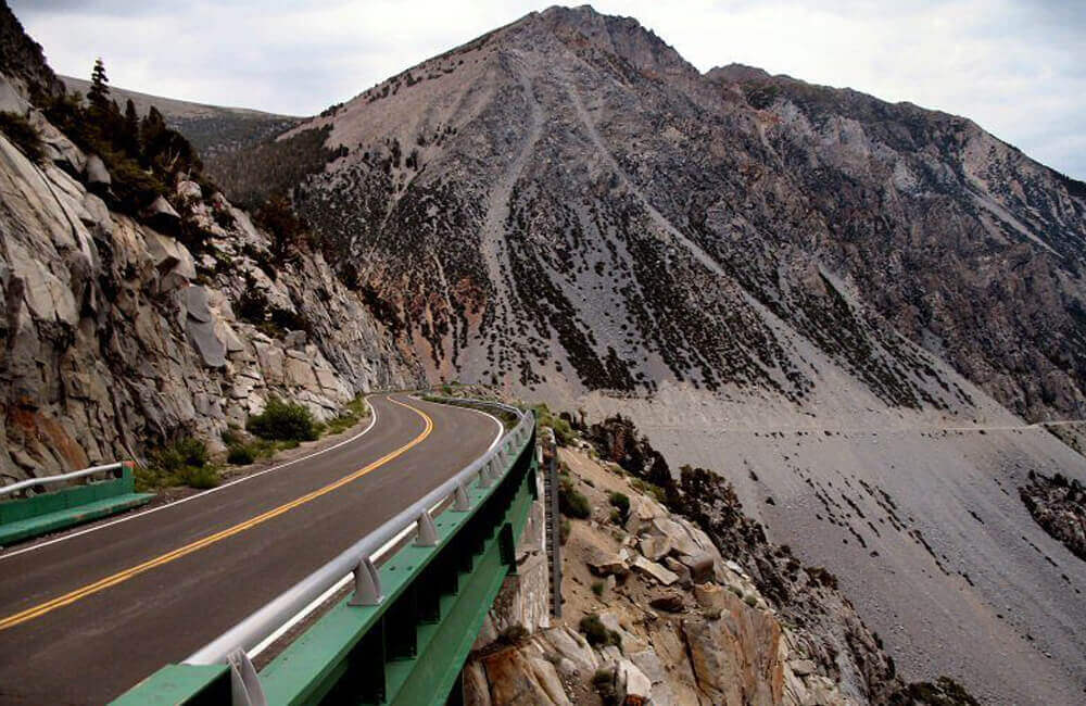 Tioga Road, California, USA @BingTerrier / Pinterest.com