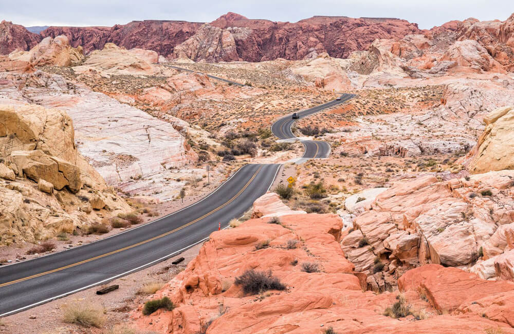 Valley Of Fire, Nevada, USA @moneyinc / Pinterest.com