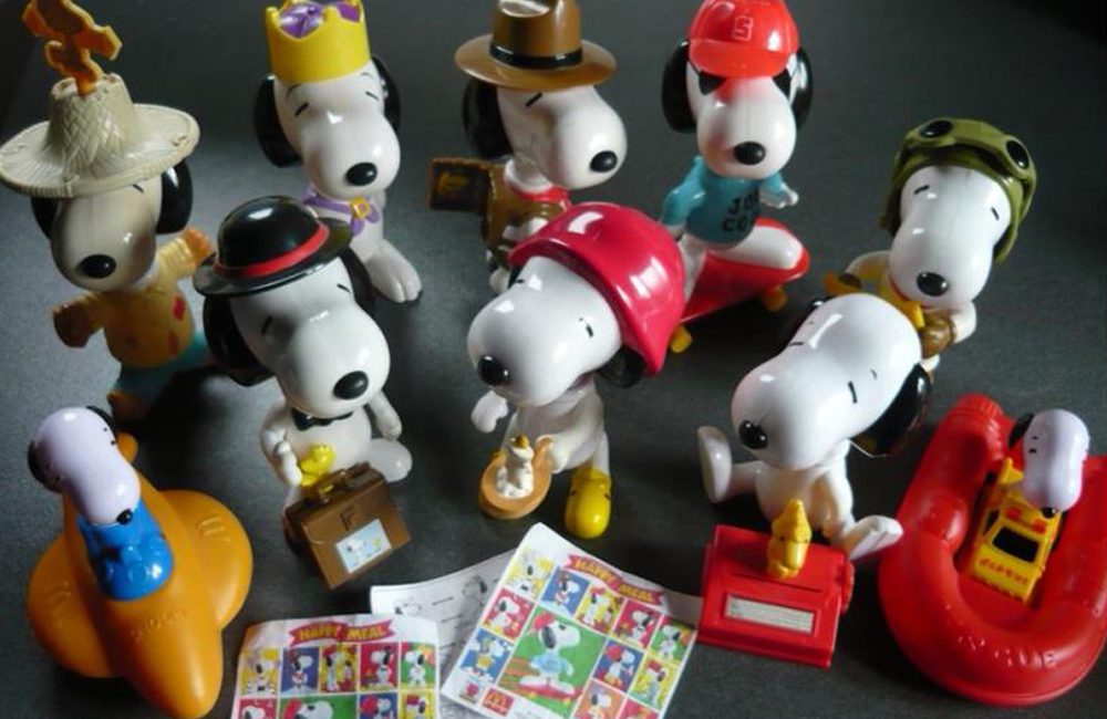 Happy Meal Snoopy Toy Set @angelchick789 / Pinterest.com