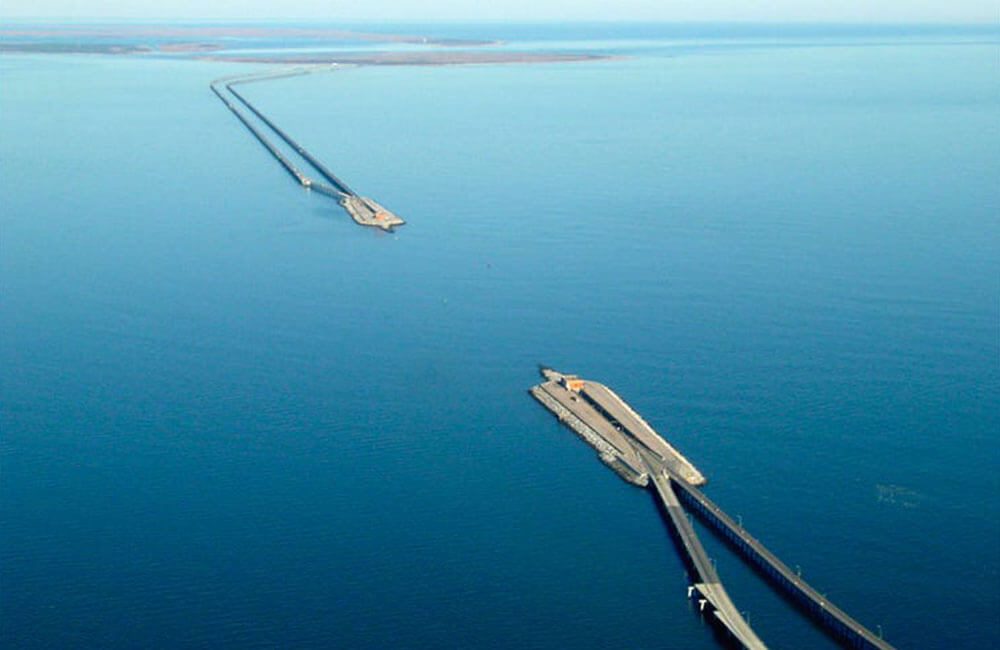 Chesapeake Bay Bridge/Tunnel, Virginia @WhatsTrending / Twitter.com