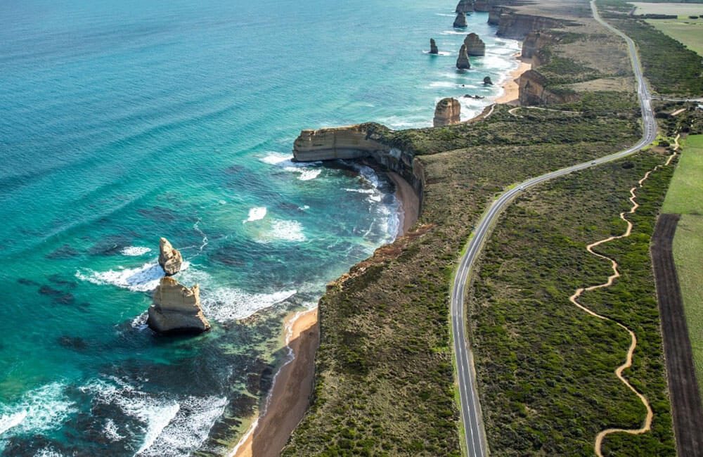 Great Ocean Road, Australia @Roberto Seba / Wikipedia.com