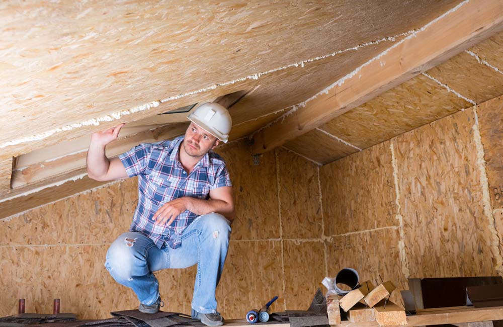 Lowering Ceilings ©Viacheslav Nikolaenko / Shutterstock.com