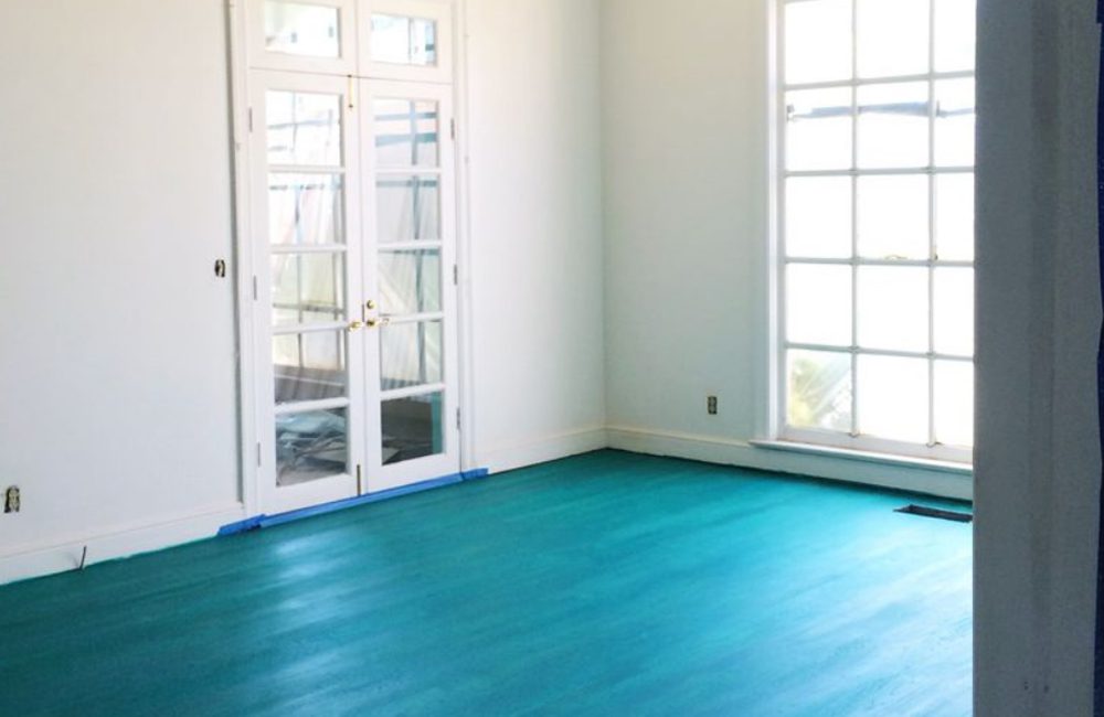 Painted Floorboards @abeautifulmess_ / PInterest.com