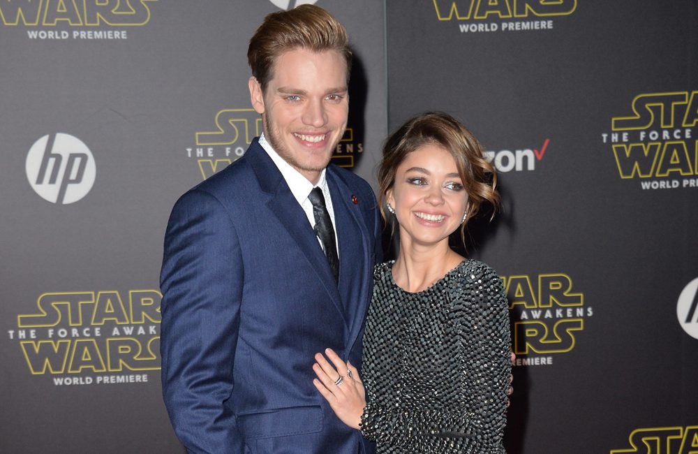 .Sarah Hyland and Dominic Sherwood ©Featureflash Photo Agency / Shutterstock.com