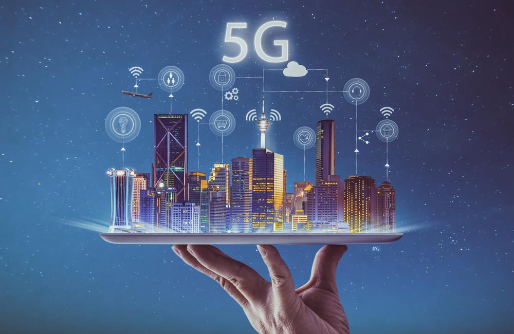 5G Network ©jamesteohart / Shutterstock.com