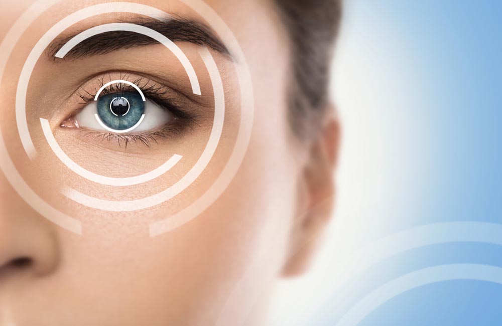 Eye Replacement Implants ©BLACKDAY / Shutterstock.com