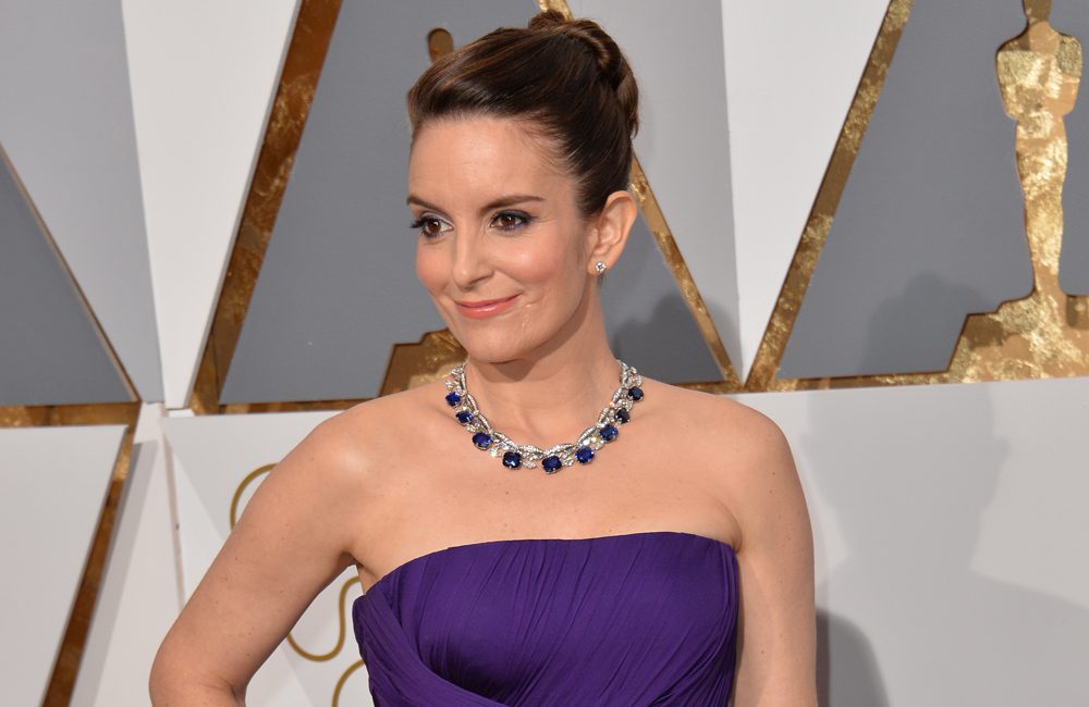 Tina Fey's Sapphire Necklace ©Featureflash Photo Agency / Shutterstock.com